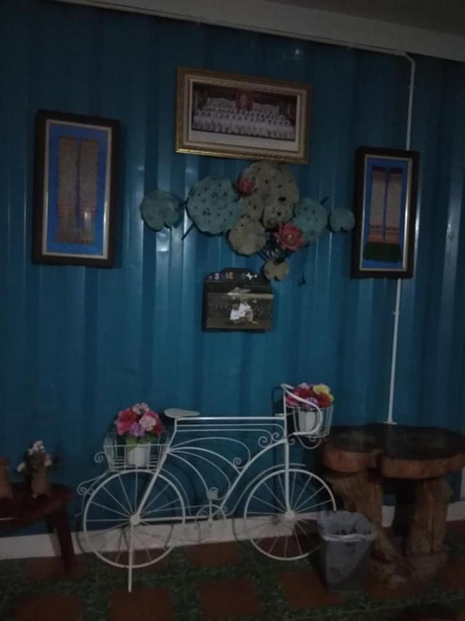 Farsai Homestay Lop Buri Exterior foto